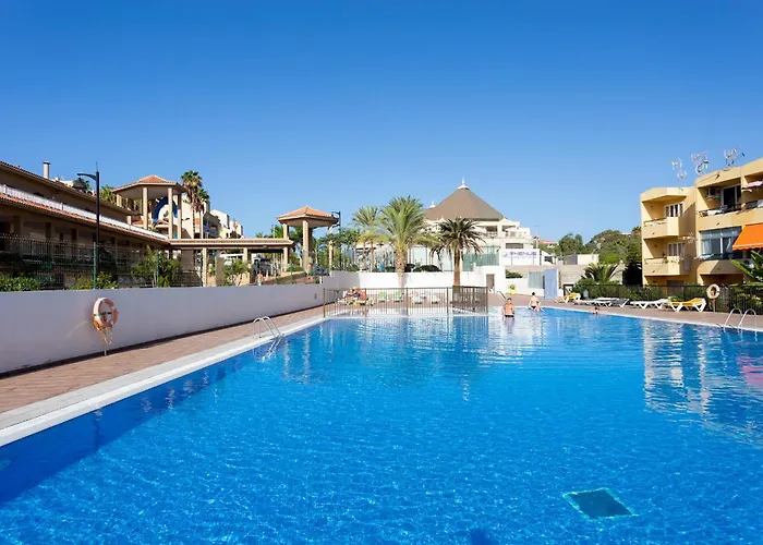 Home2book Bright Apt. With Pool Cristianos شقة *